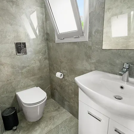 Golden Marine Luxury Beachfront - 3br,protaras Вилла