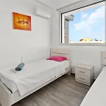 Golden Marine Luxury Beachfront - 3br,protaras Paralimni