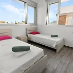 Golden Marine Luxury Beachfront - 3br,protaras *