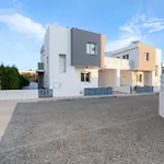 Golden Marine Luxury Beachfront - 3br,protaras