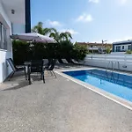 Golden Marine Luxury Beachfront - 3br,protaras *