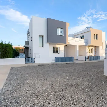 Golden Marine Luxury Beachfront - 3br,protaras